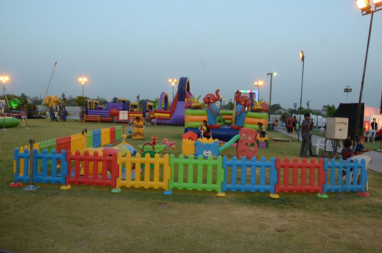 Celebrity entertainment night event