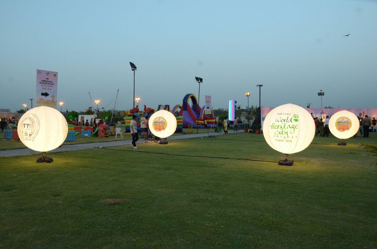 Celebrity night event management services