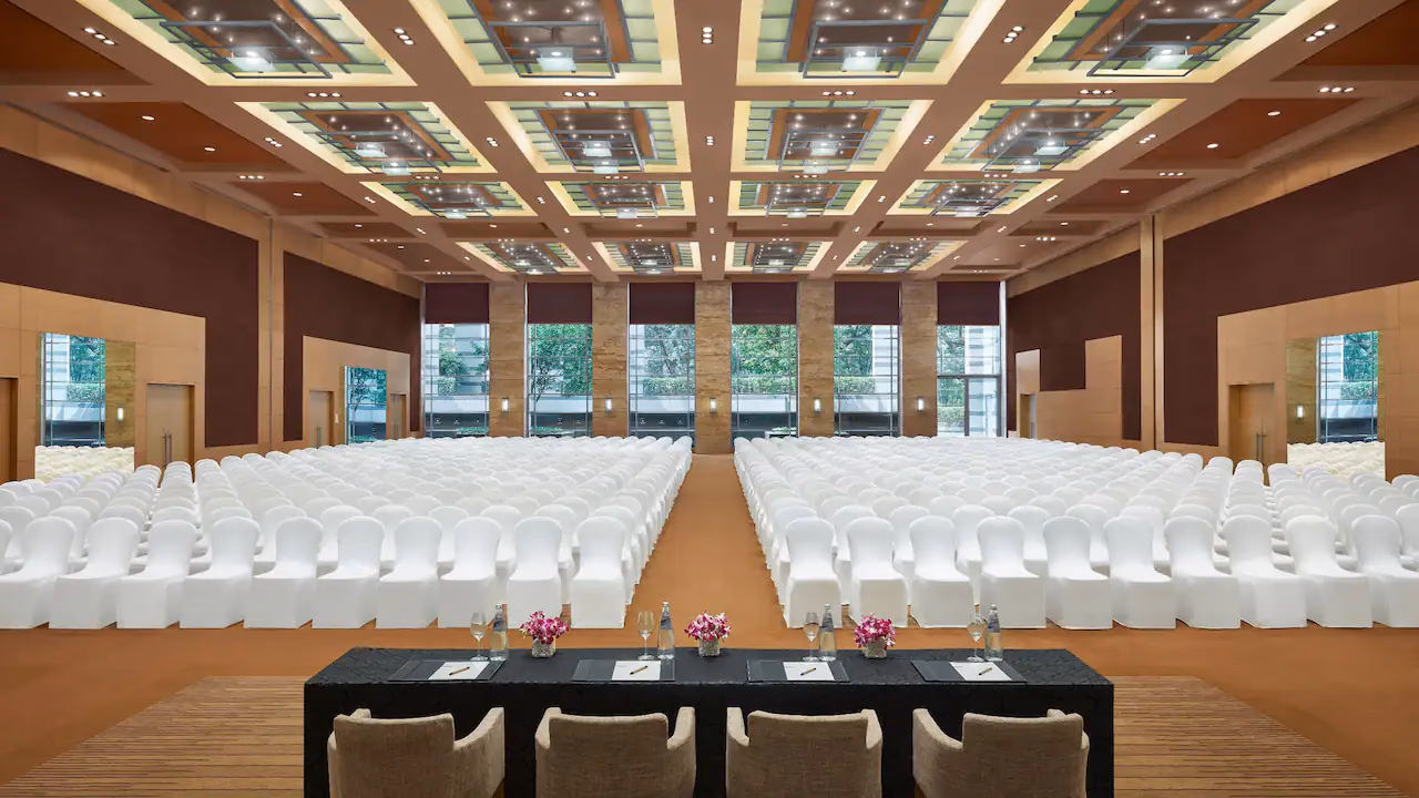 Exhibition branding and setup services